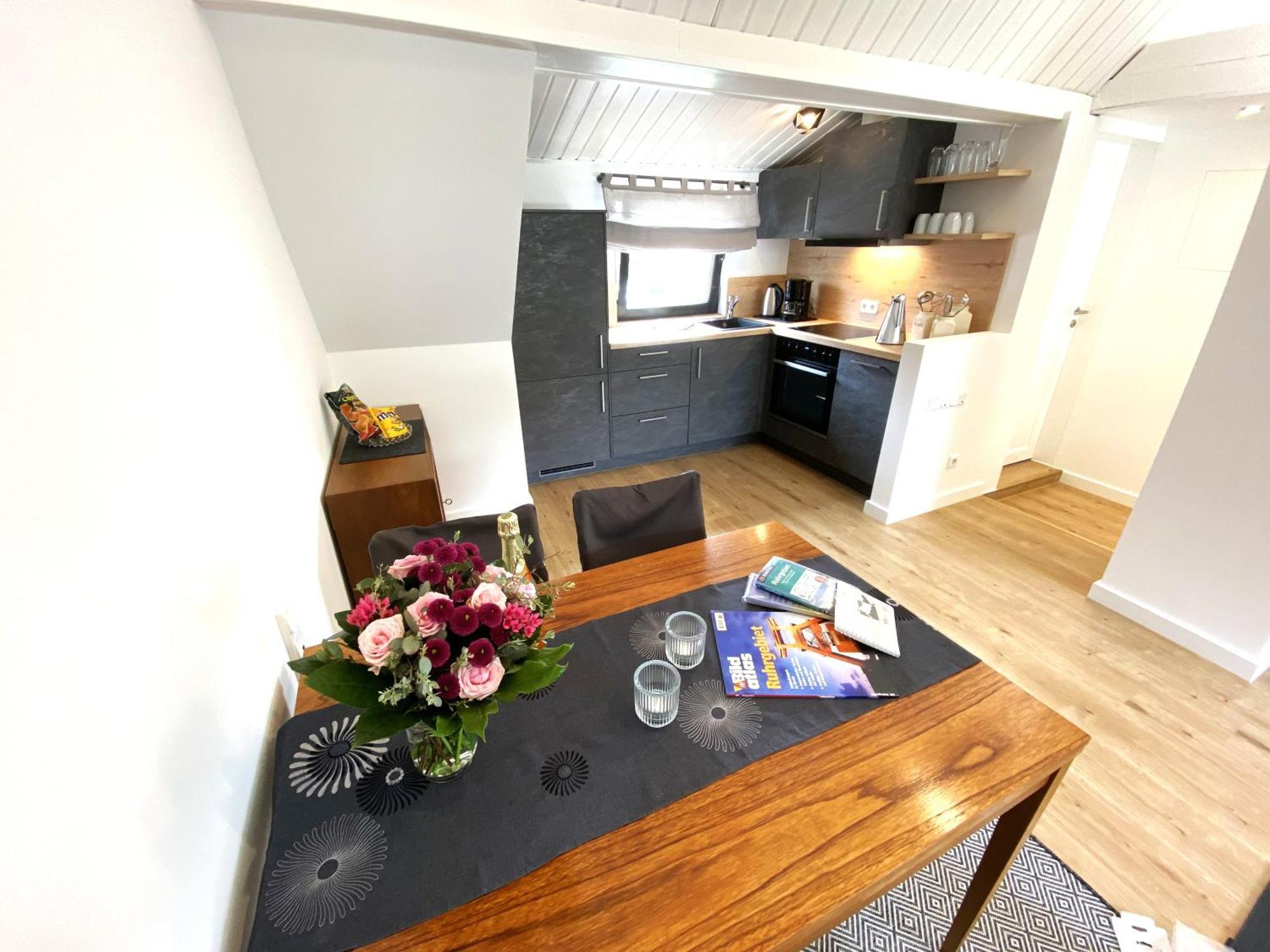 Zentrales Modernes Apartment, Naehe Zoo Und Stadion Dortmund Esterno foto