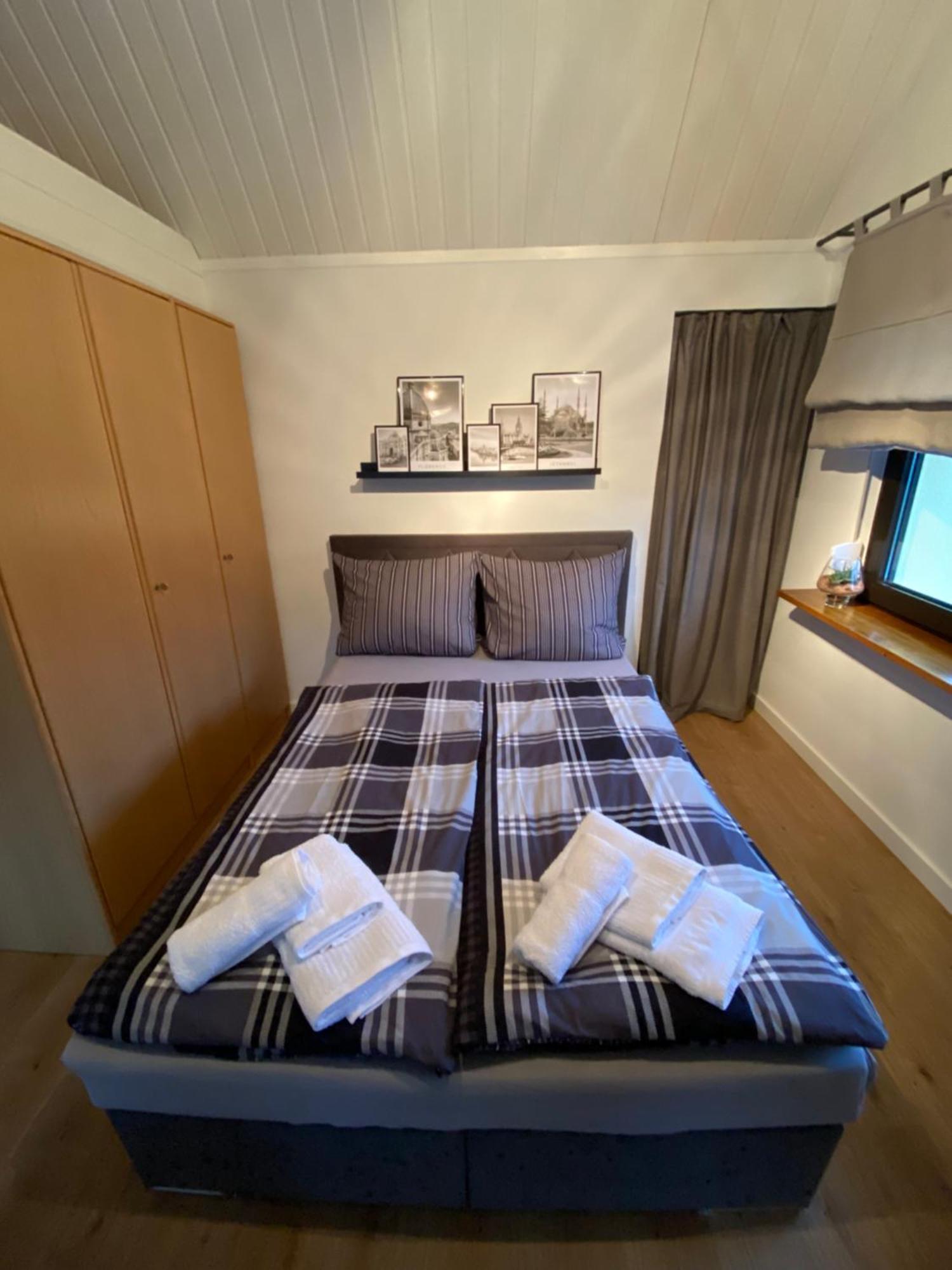 Zentrales Modernes Apartment, Naehe Zoo Und Stadion Dortmund Esterno foto
