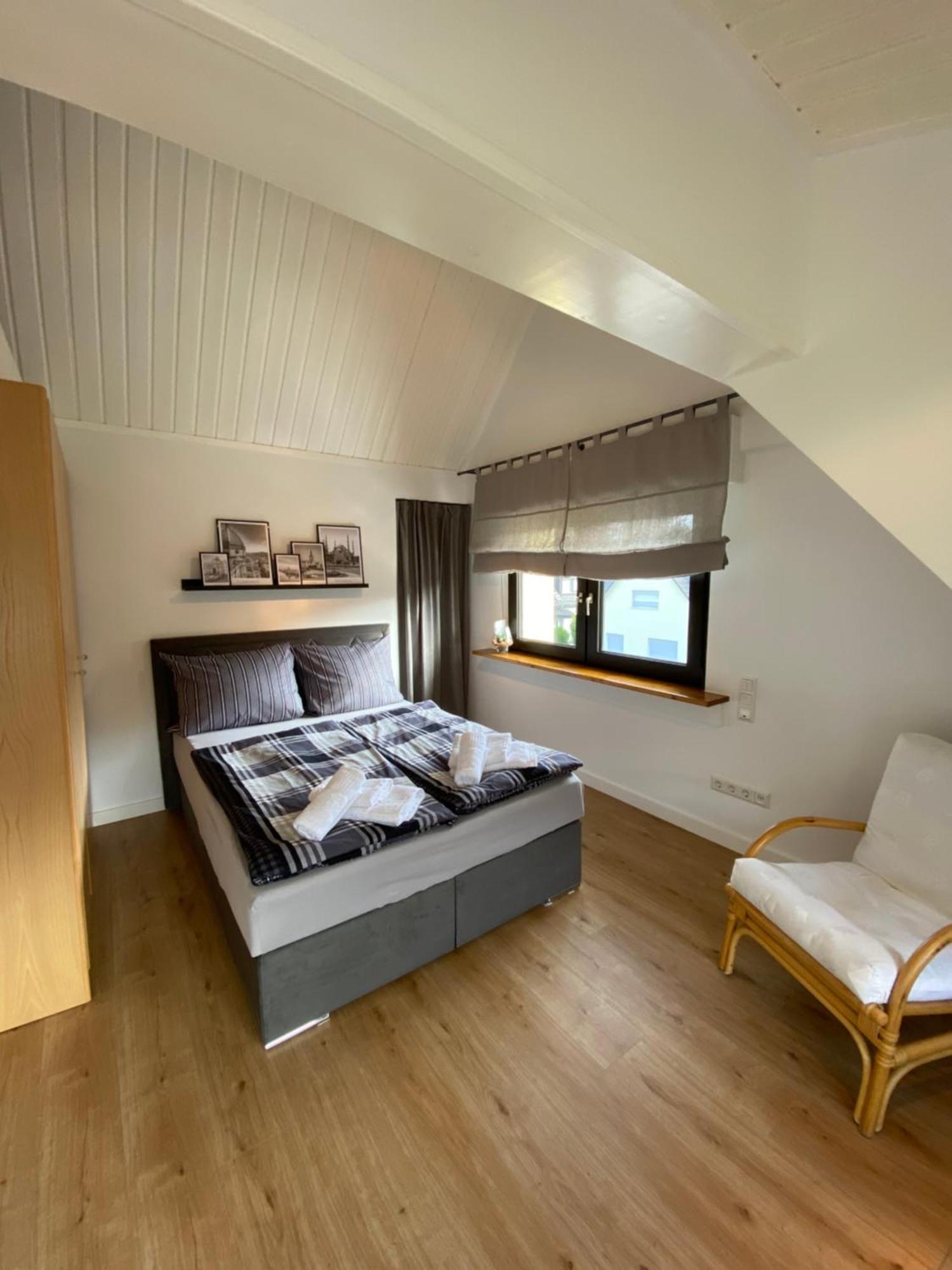 Zentrales Modernes Apartment, Naehe Zoo Und Stadion Dortmund Esterno foto