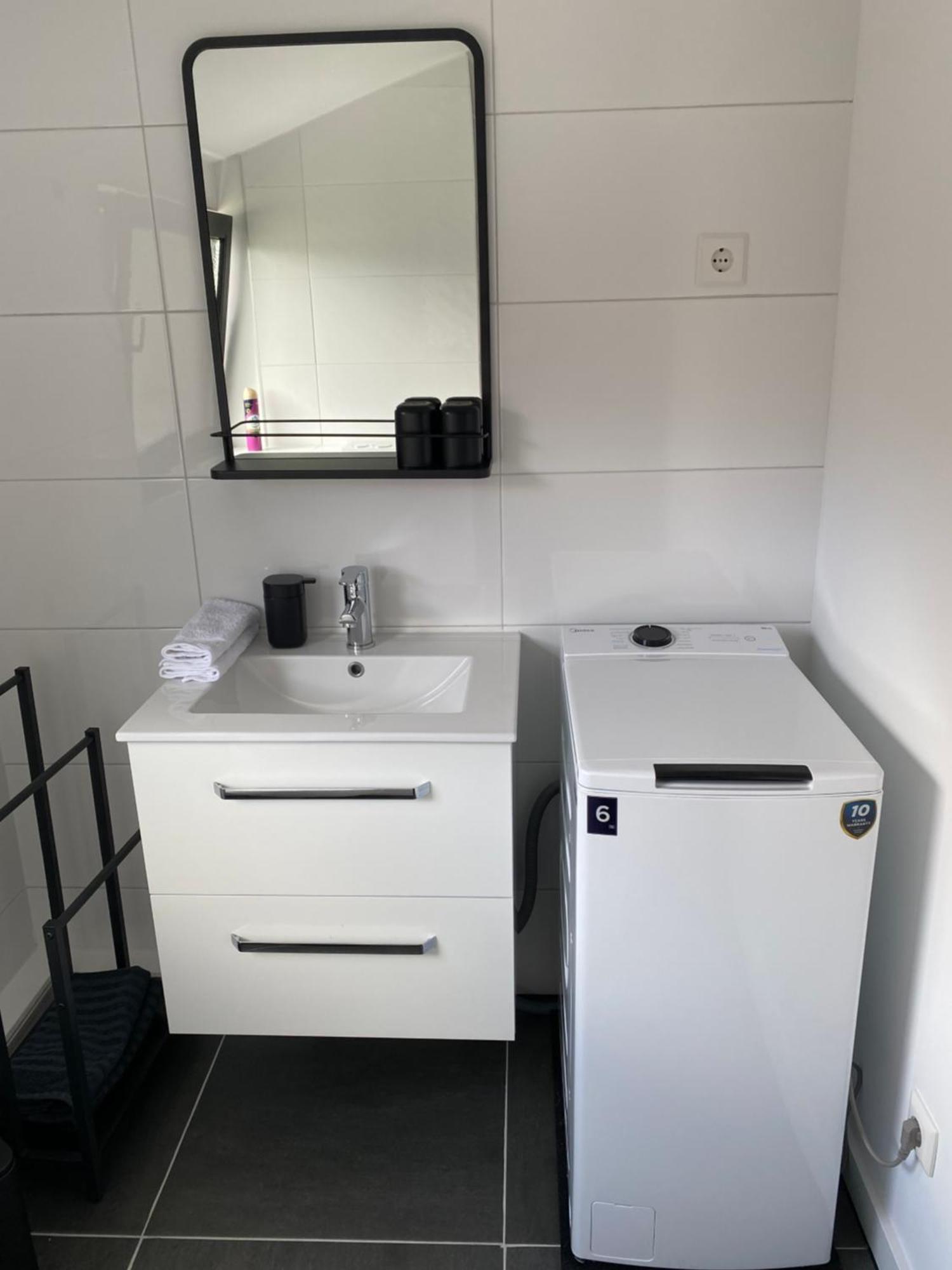Zentrales Modernes Apartment, Naehe Zoo Und Stadion Dortmund Esterno foto